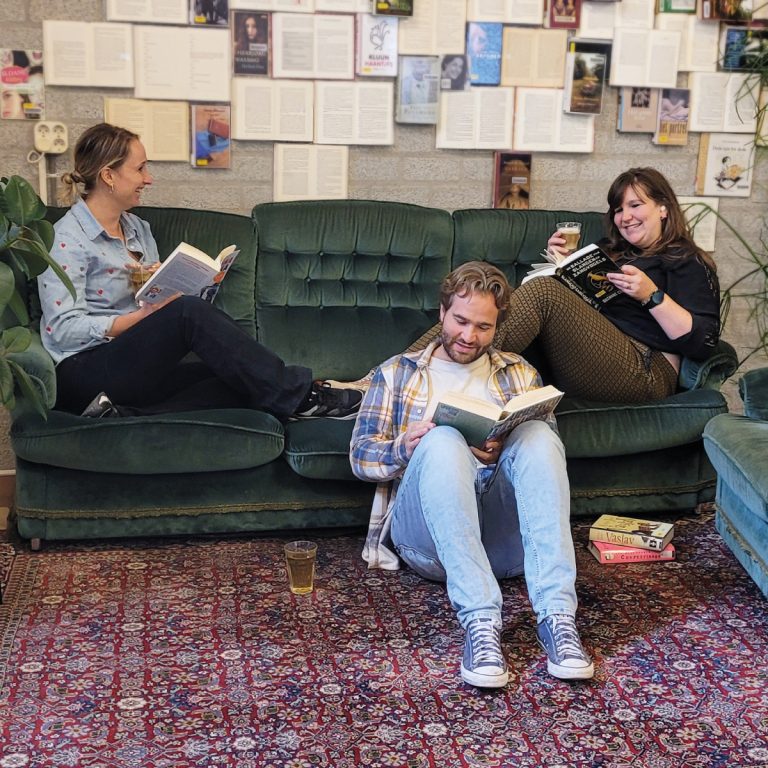 Silent Book Club